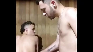 Comi o Novinho Na Sauna